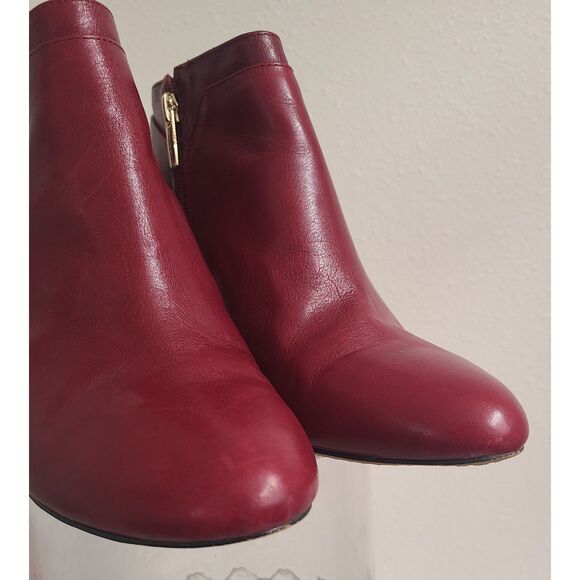 Vince Camuto Red Leather Ankle Booties US 10 EU 42 Heel Boots Mob Wife Pointed - Picture 5 of 7